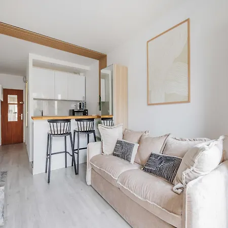 Superb 2p Near Trocadero 파리