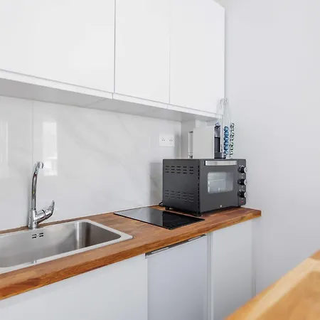 Superb 2p Near Trocadero 아파트 파리